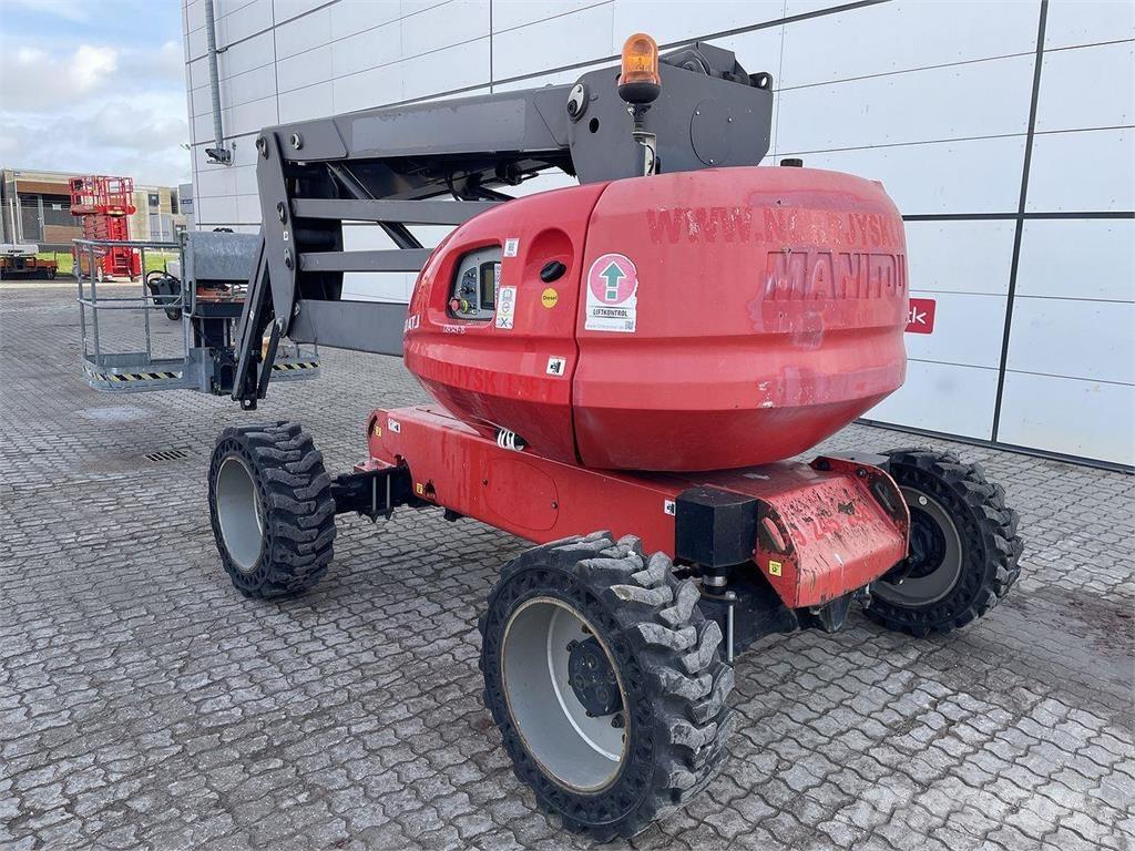 Manitou 160ATJ RC Zglobne dvižne ploščadi