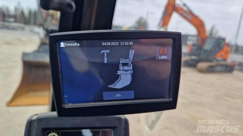JCB JZ 140 LC Bagri goseničarji