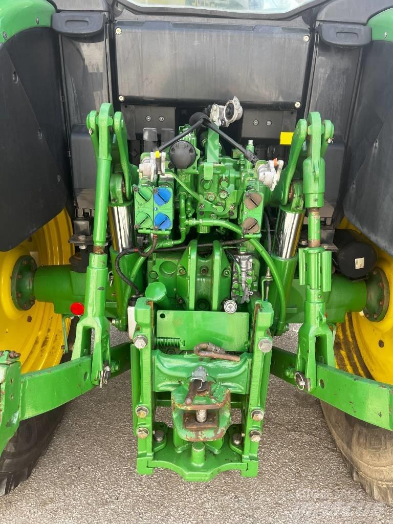 John Deere 6115 M Traktorji