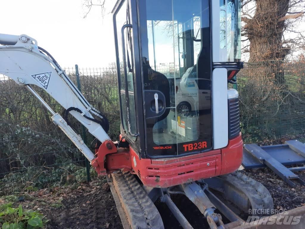 Takeuchi TB23 Mini bagri <7t
