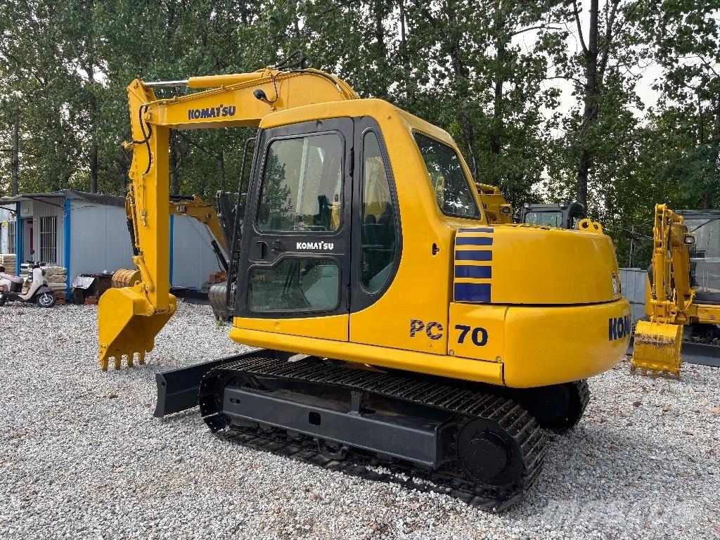 Komatsu PC 70 Bagri goseničarji