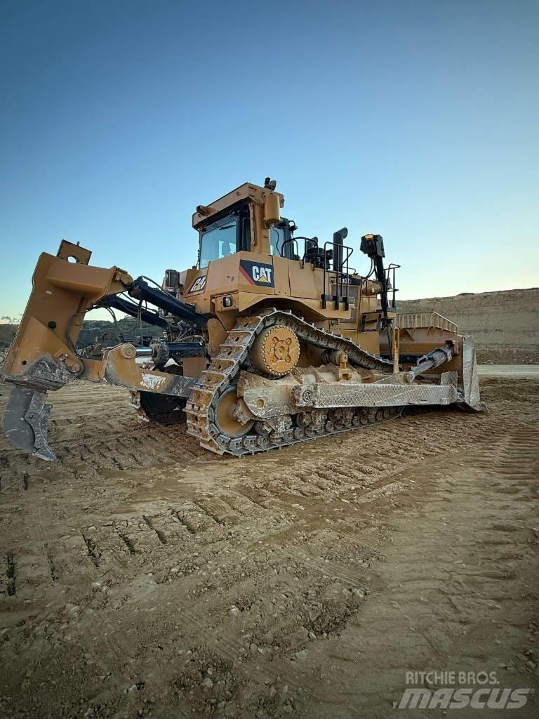CAT D 10 T Buldožerji goseničarji