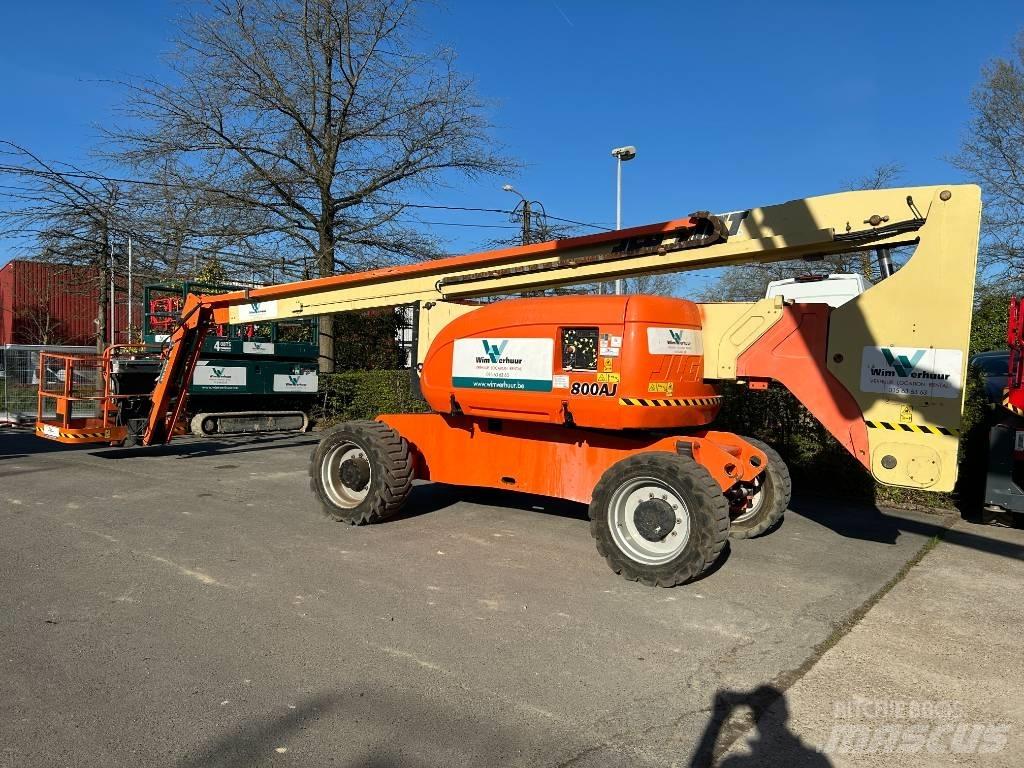 JLG 800 AJ Zglobne dvižne ploščadi