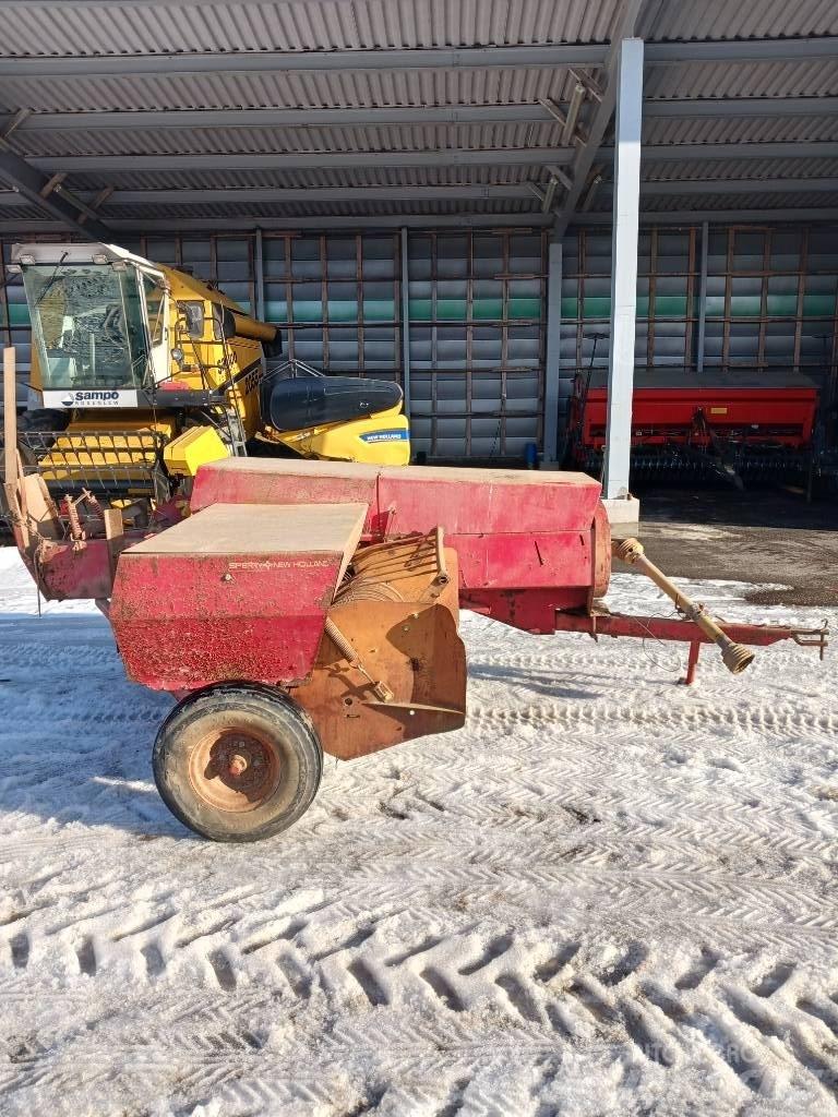 New Holland 265 Balirke (kvadratne bale)