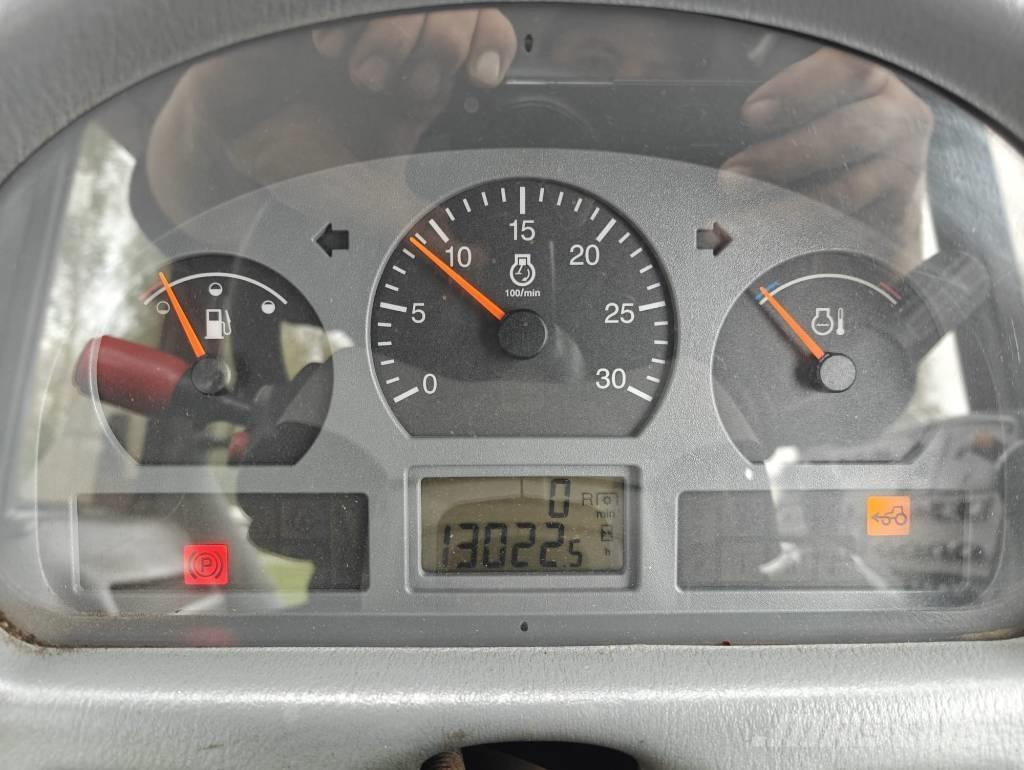 Valtra C 150 Traktorji