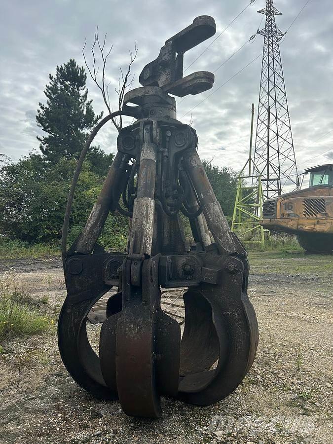 Liebherr 30t Grabeži