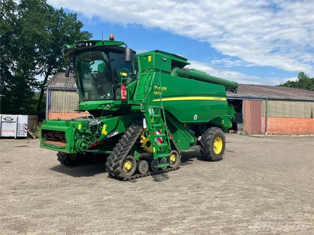 John Deere T670 Kombajni