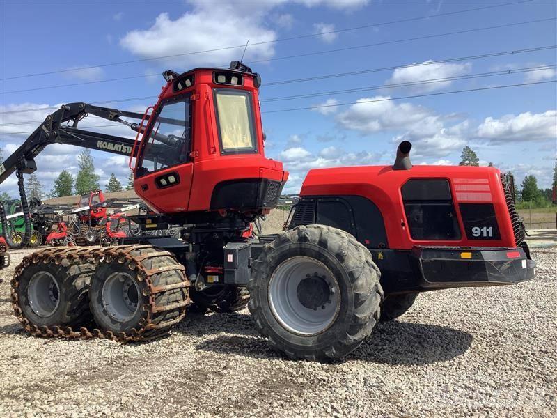 Komatsu 911 Harvesterji
