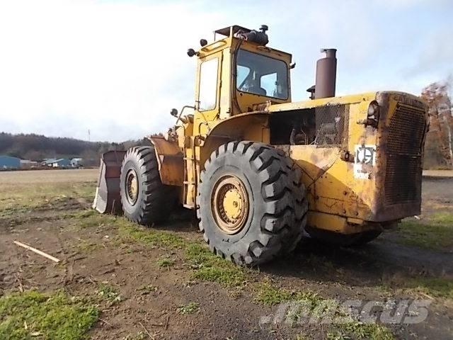 CAT 980B Kolesni nakladalci