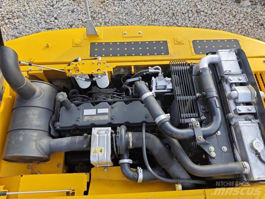 Komatsu PC 200 Bagri goseničarji