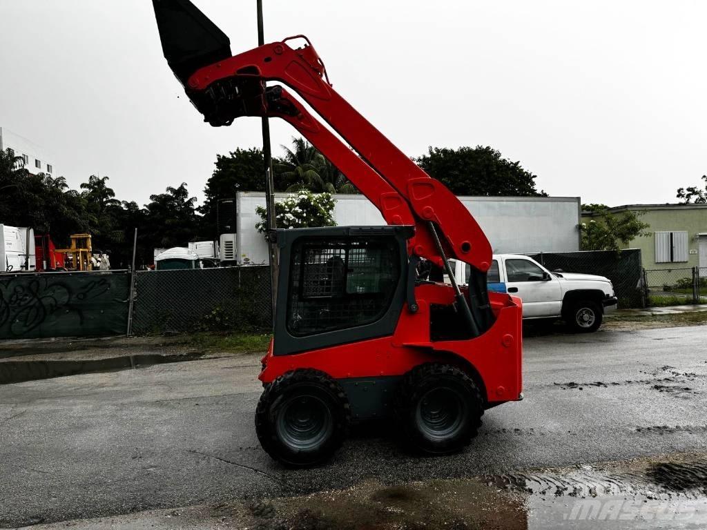Kubota SSV 75 Skid steer mini nakladalci