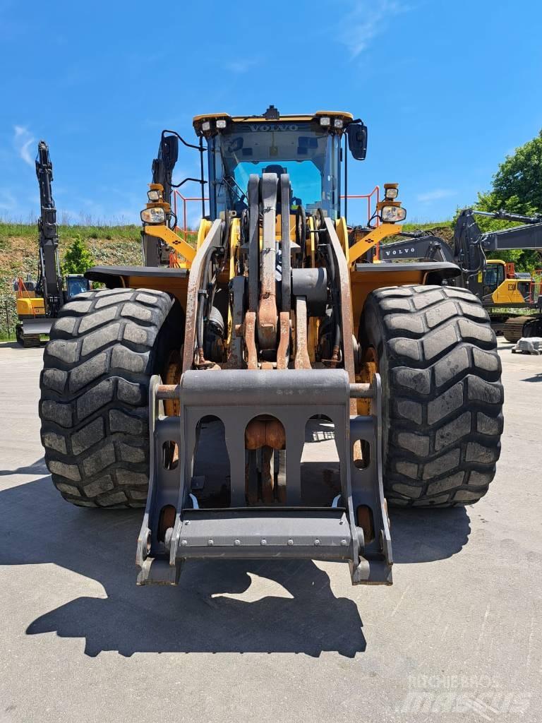 Volvo L 220 H Kolesni nakladalci