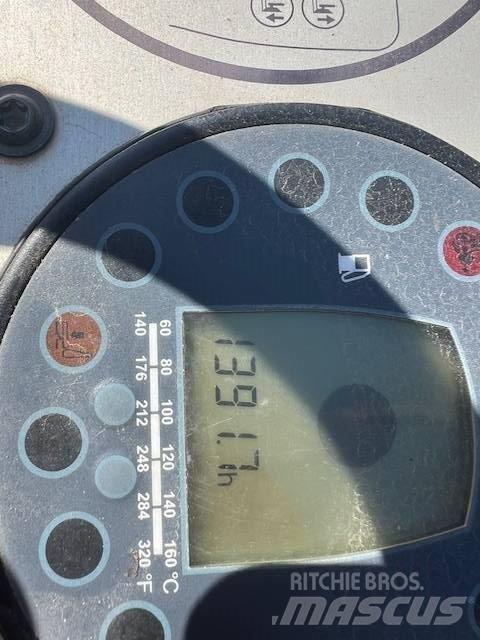 Bomag BW 100 AD-5 Dvojni valjarji