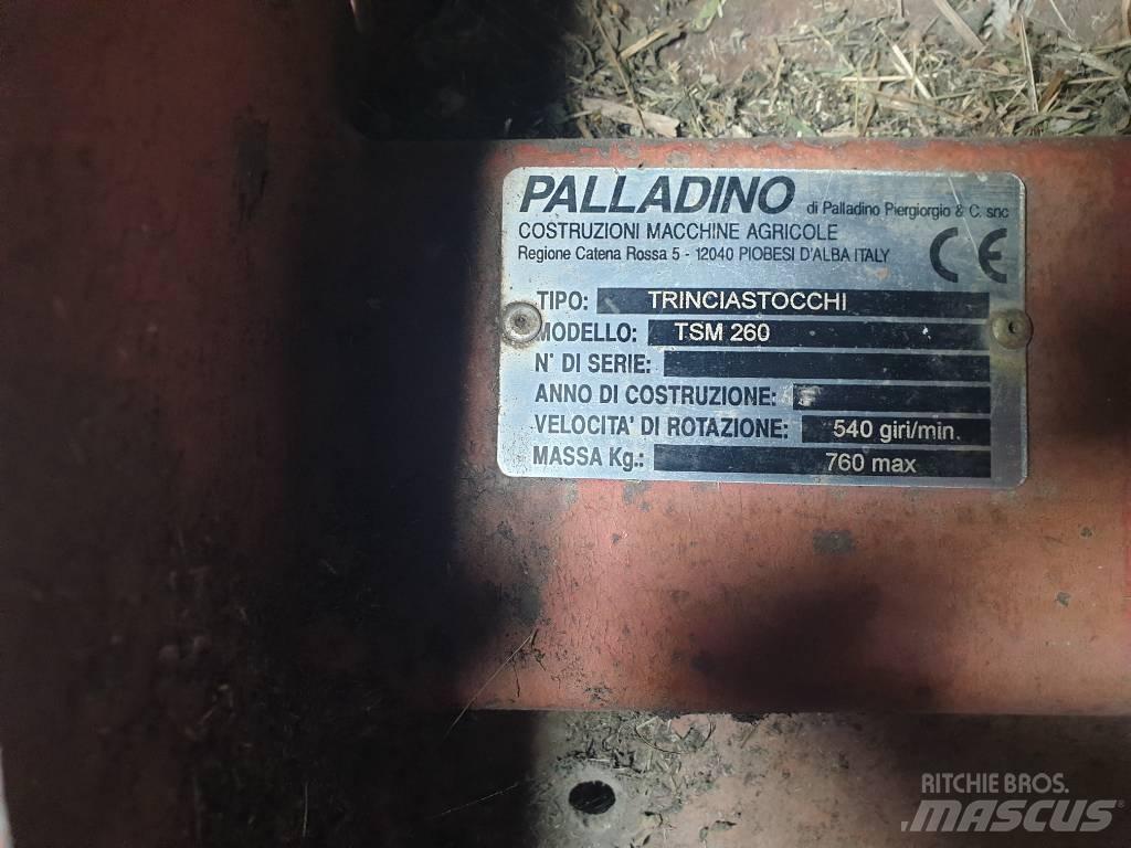 Vicon RF2235BP Stroji za krmo na lastni pogon