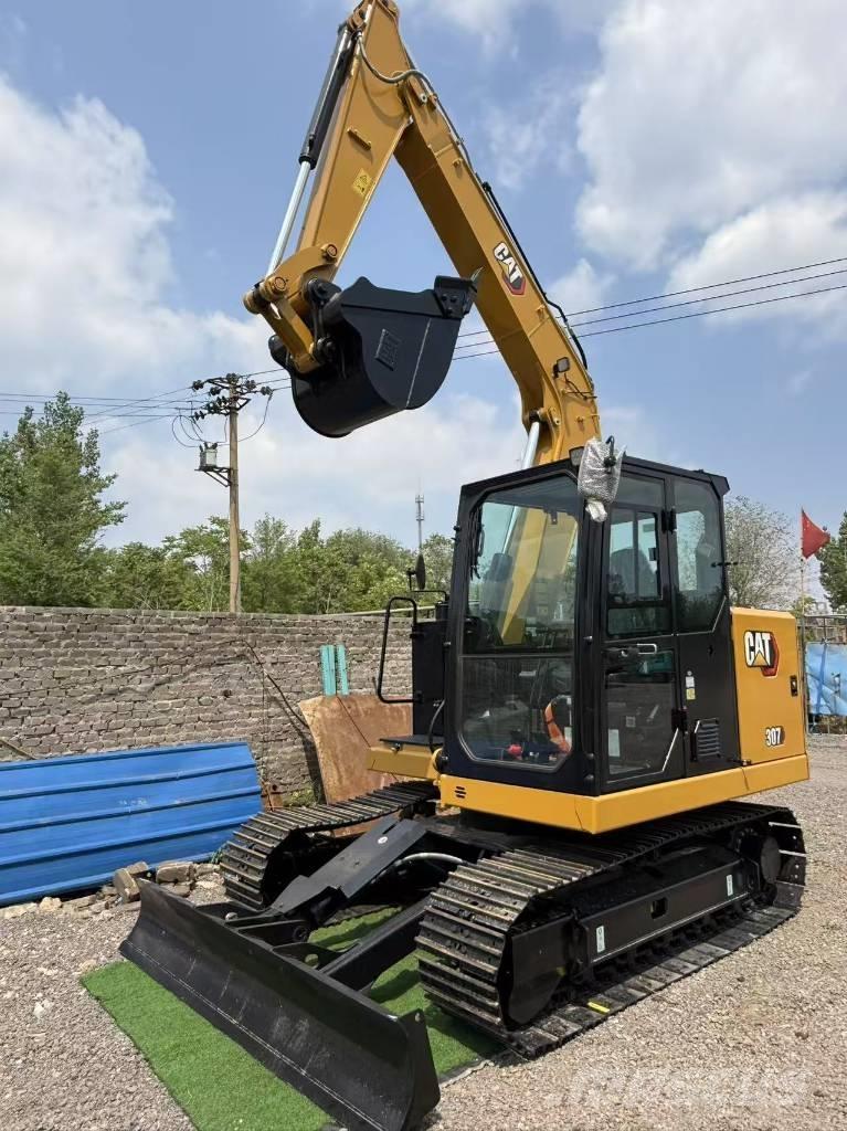 CAT 307 Bagri goseničarji