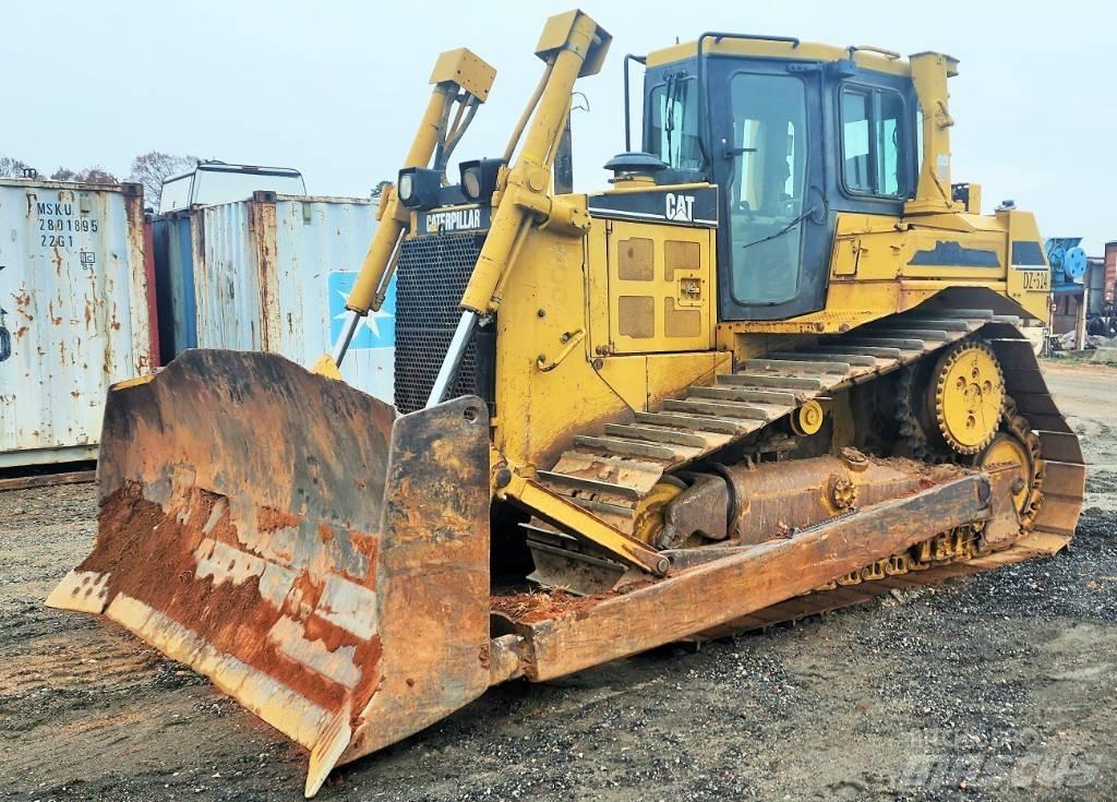 CAT D 6 R II Buldožerji goseničarji