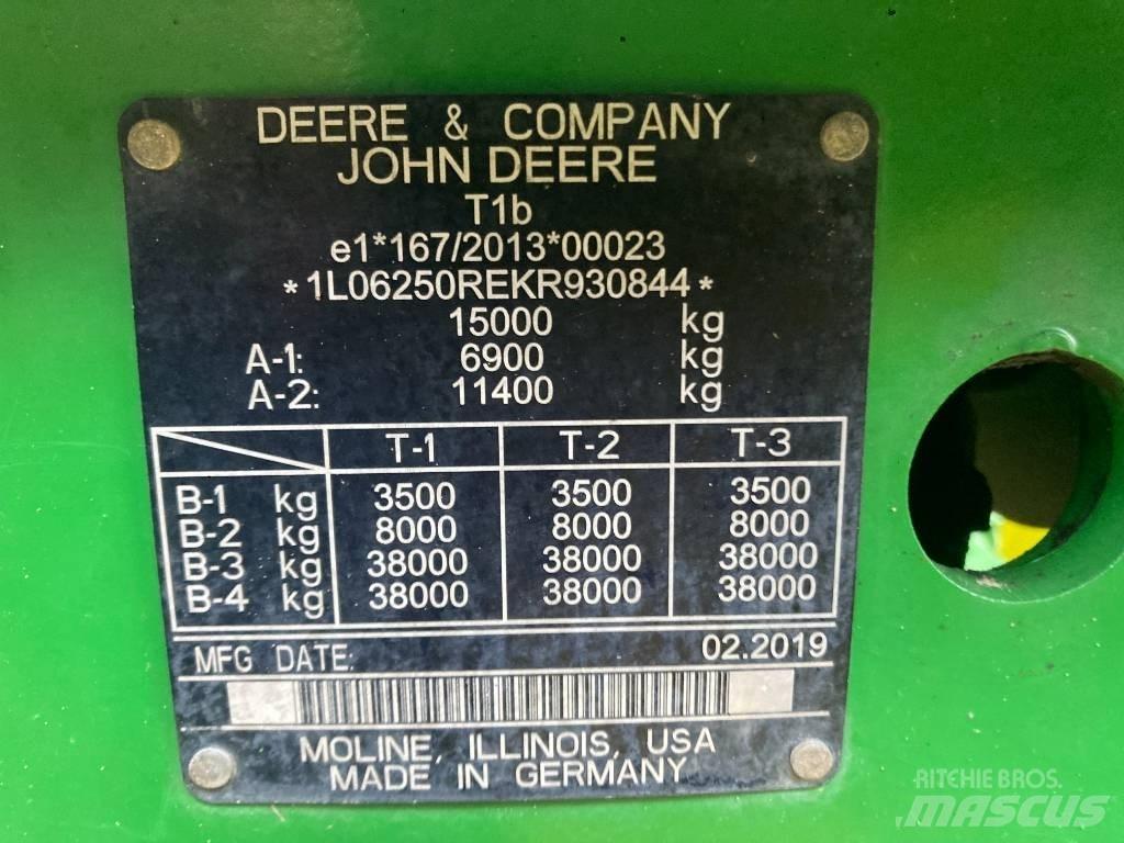 John Deere 6250 R Traktorji