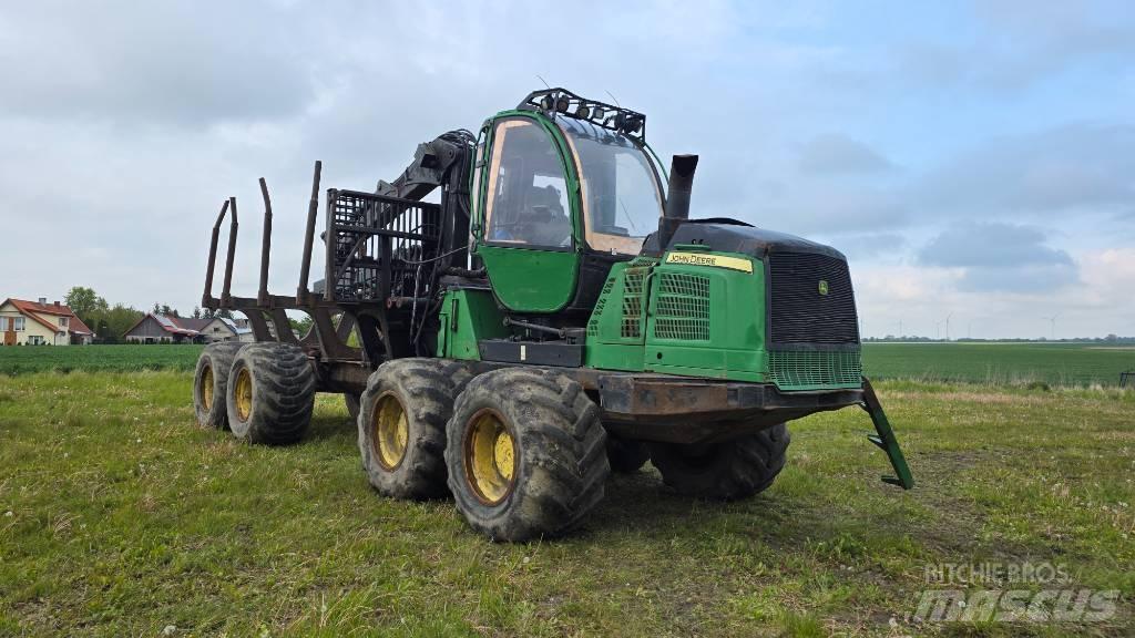 John Deere 1210 E Forwarderji