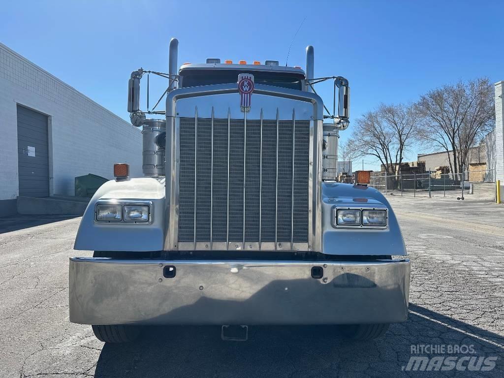 Kenworth W 900 L Vlačilci