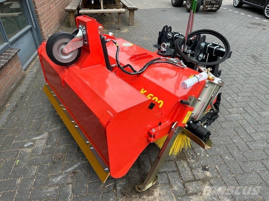 Adler K600-150 Cestni pometači