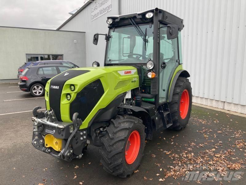 CLAAS NEXOS 240 M Traktorji