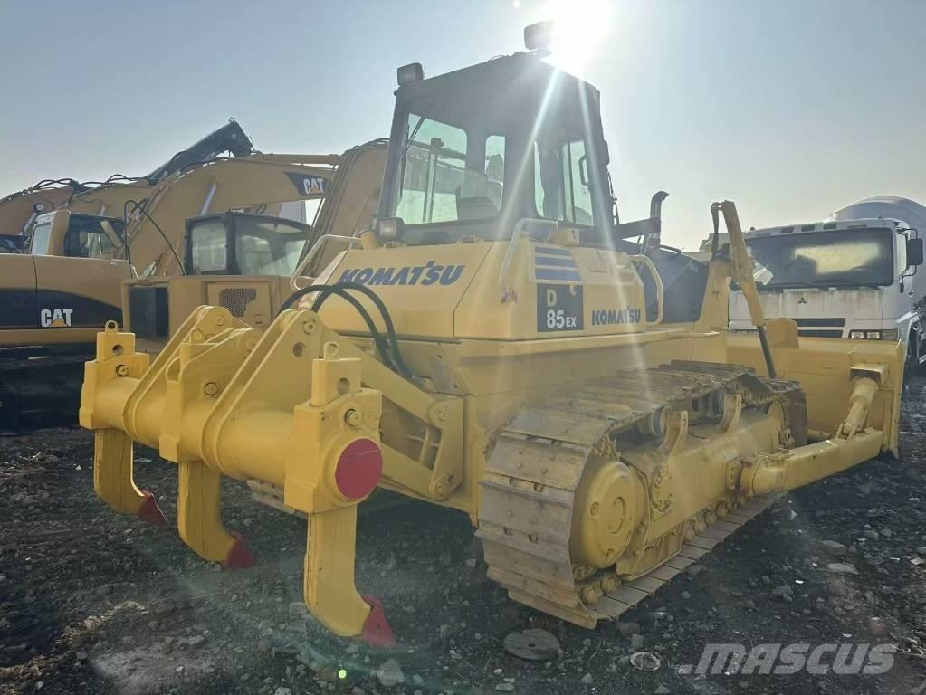 Komatsu D 85 E Buldožerji goseničarji