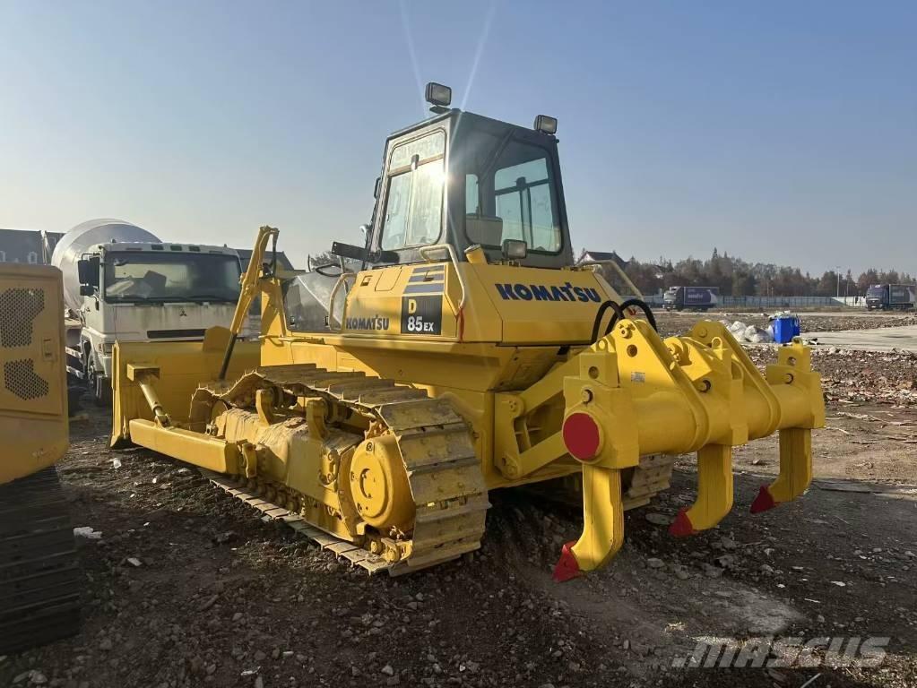 Komatsu D 85 E Buldožerji goseničarji