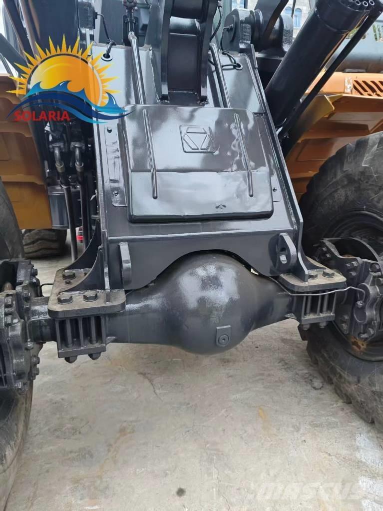 XCMG LW 500 HV Kolesni nakladalci