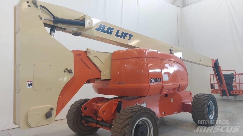 JLG 800 AJ Zglobne dvižne ploščadi
