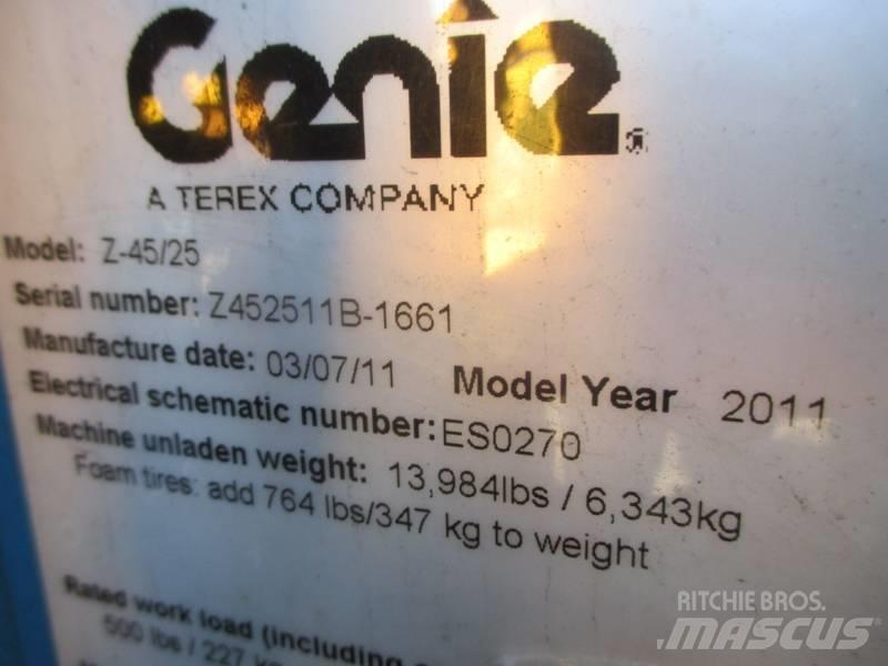 Genie Z 45/25 RT Zglobne dvižne ploščadi