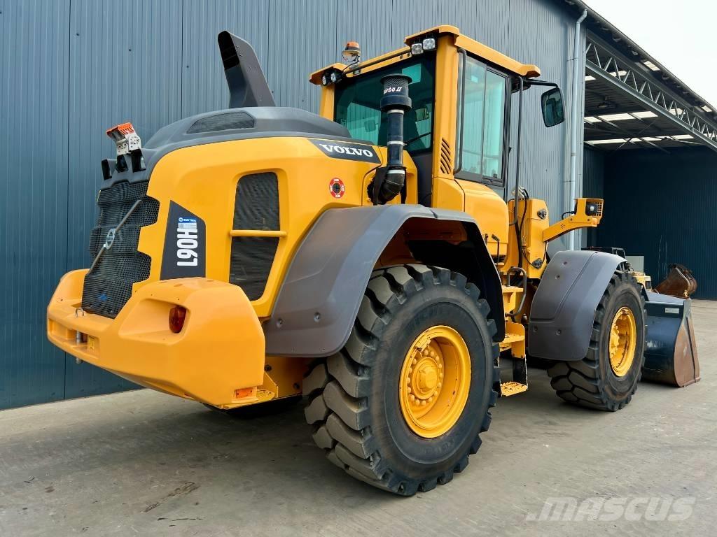 Volvo L90H Kolesni nakladalci