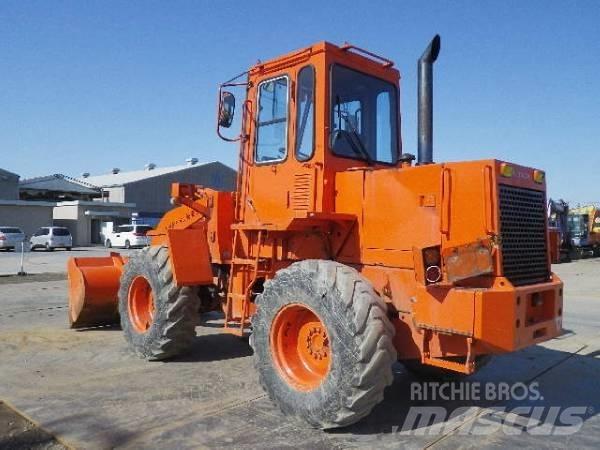 Hitachi LX70 Kolesni nakladalci