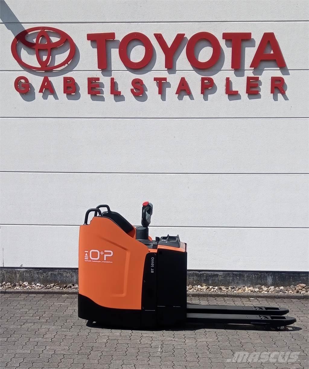 Toyota LPE 250 Električni nizko dvižni viličar