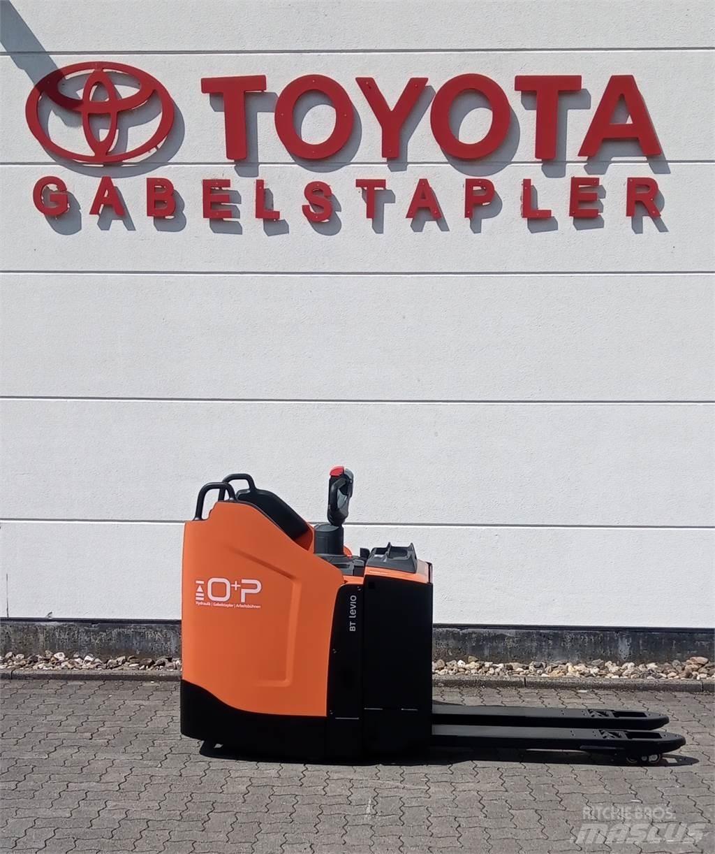 Toyota LPE 250 Električni nizko dvižni viličar