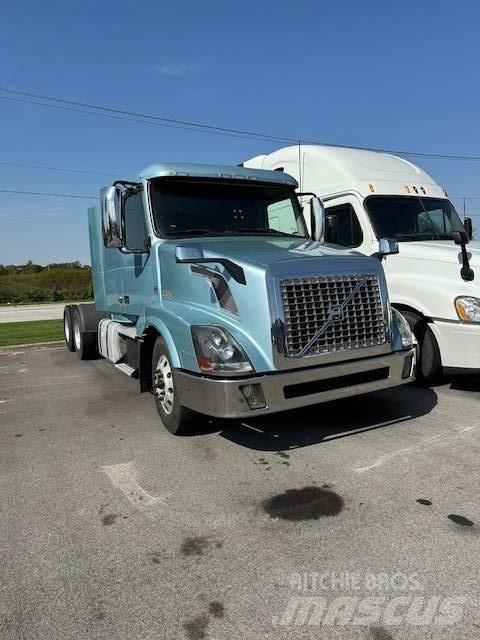 Volvo VNL 430 Vlačilci