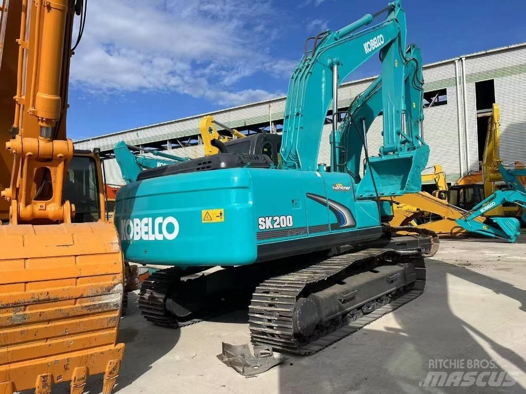 Kobelco SK 200-8 Bagri goseničarji