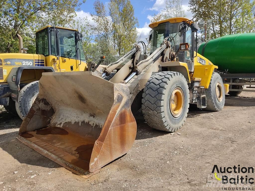 JCB 456 Kolesni nakladalci