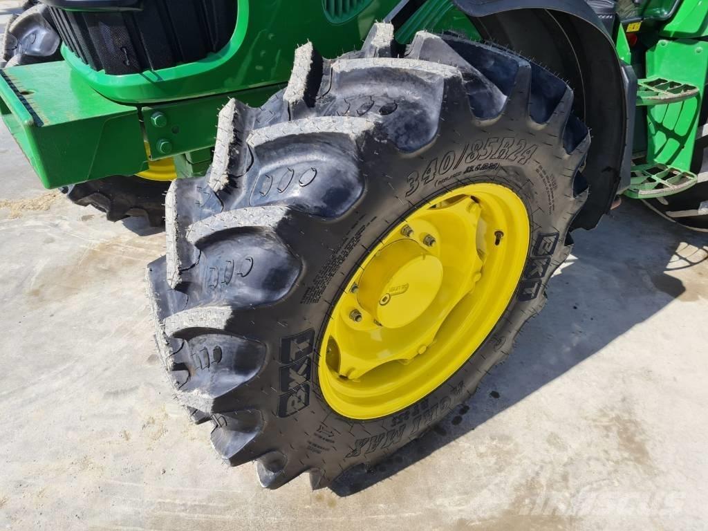 John Deere 5090 M Traktorji