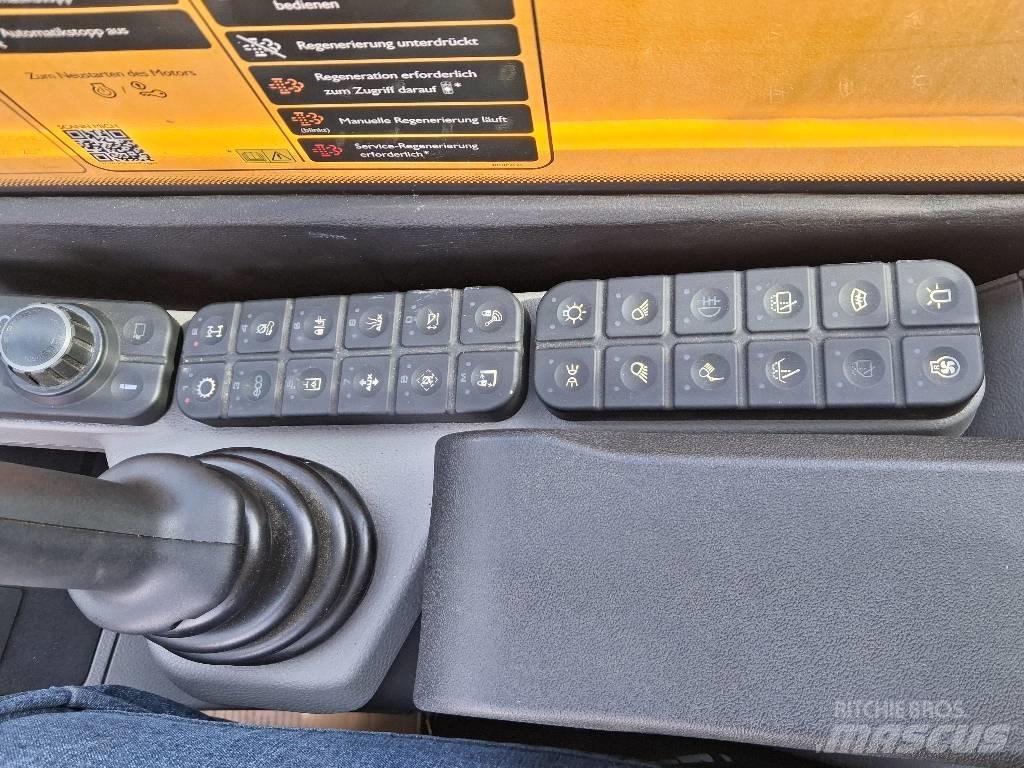 JCB 536-95 Agri Xtra Kmetijski teleskopski nakladalci