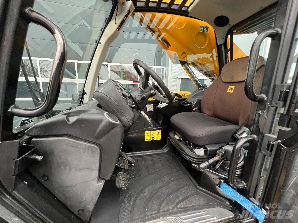 JCB 541-70 Agri Plus Teleskopski viličarji