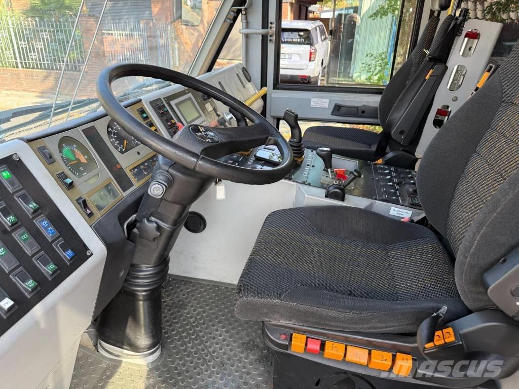 MAN X 1000 , 8 x 8 Gasilska vozila