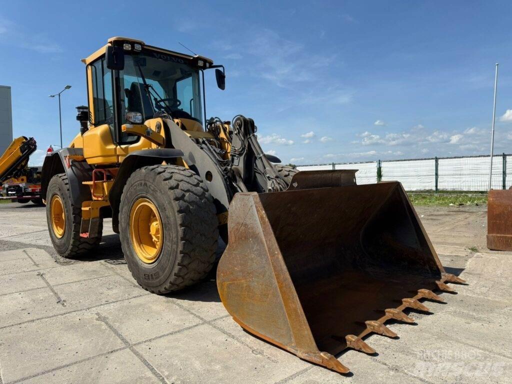 Volvo L60H Kolesni nakladalci