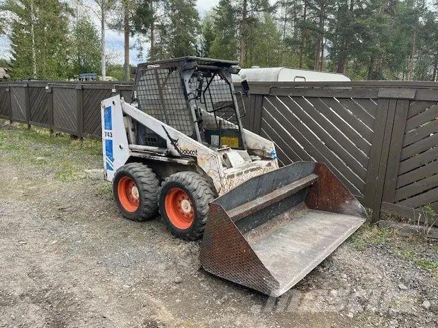 Bobcat 743 Skid steer mini nakladalci
