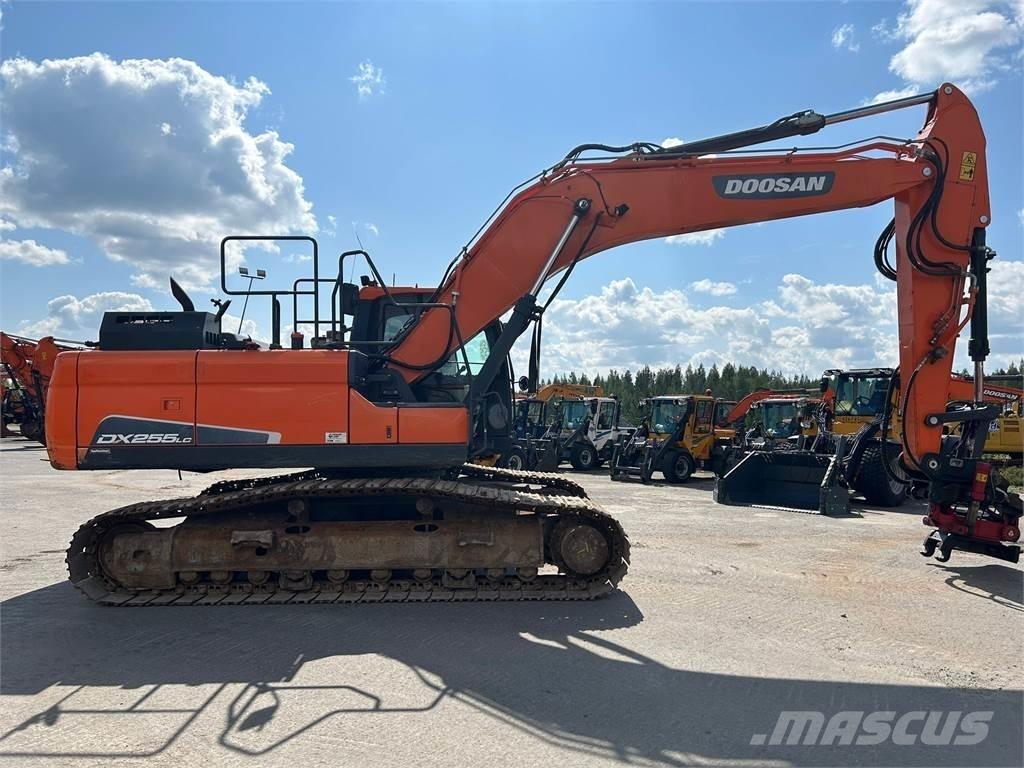 Doosan DX255LC-5 Bagri goseničarji