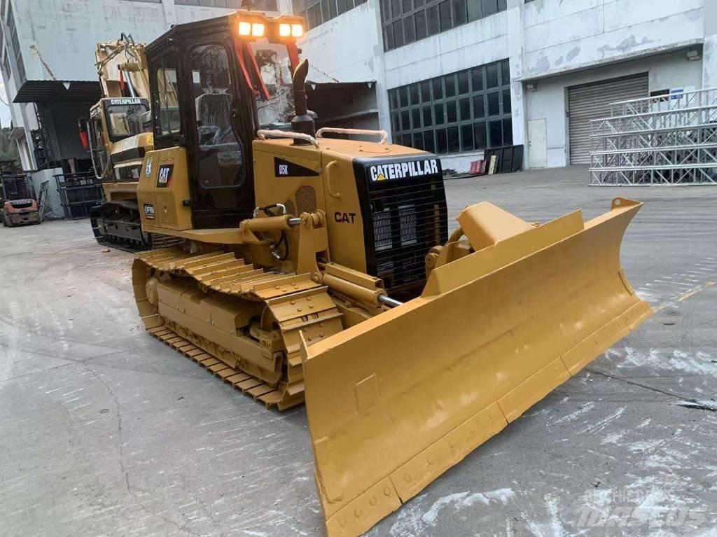 CAT D 5 K Buldožerji goseničarji