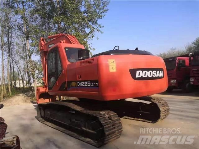 Doosan DH225 Bagri goseničarji