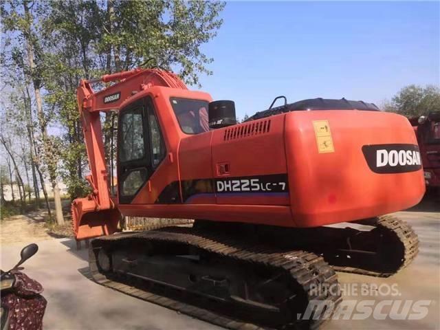 Doosan DH225 Bagri goseničarji
