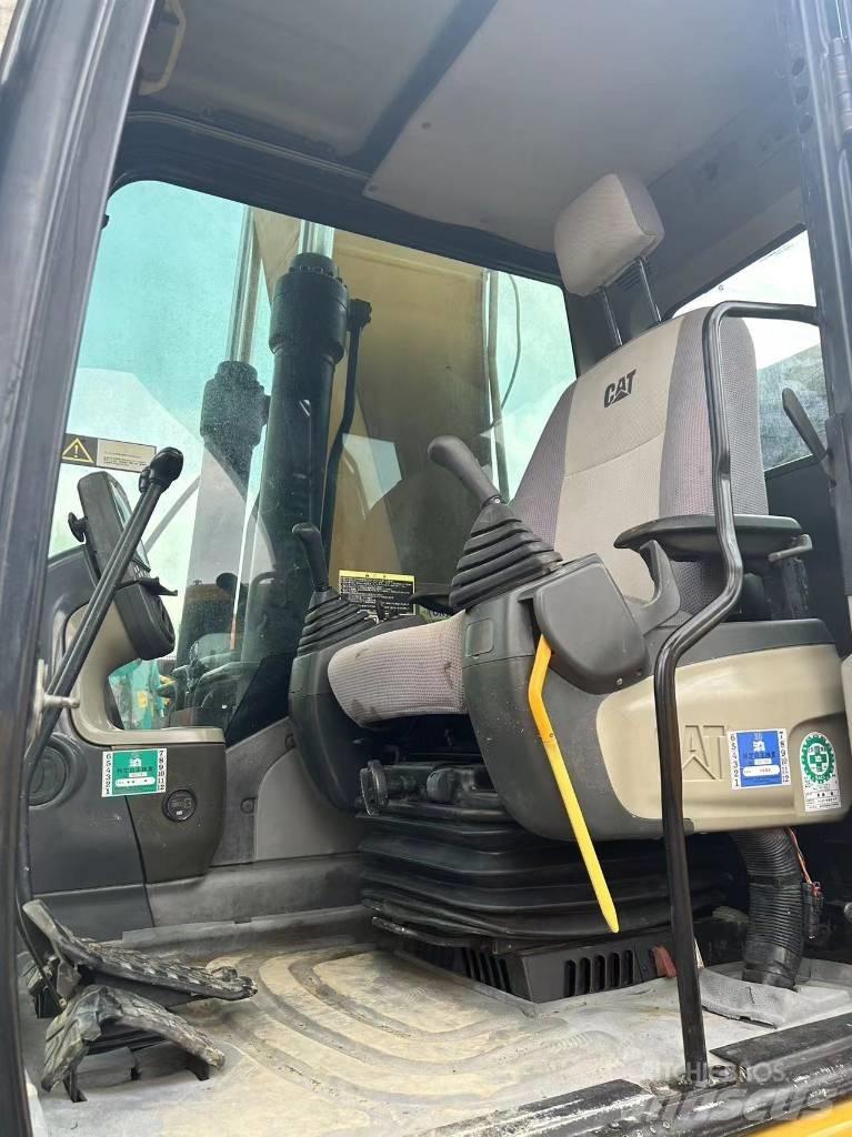 CAT CAT323D Bagri goseničarji