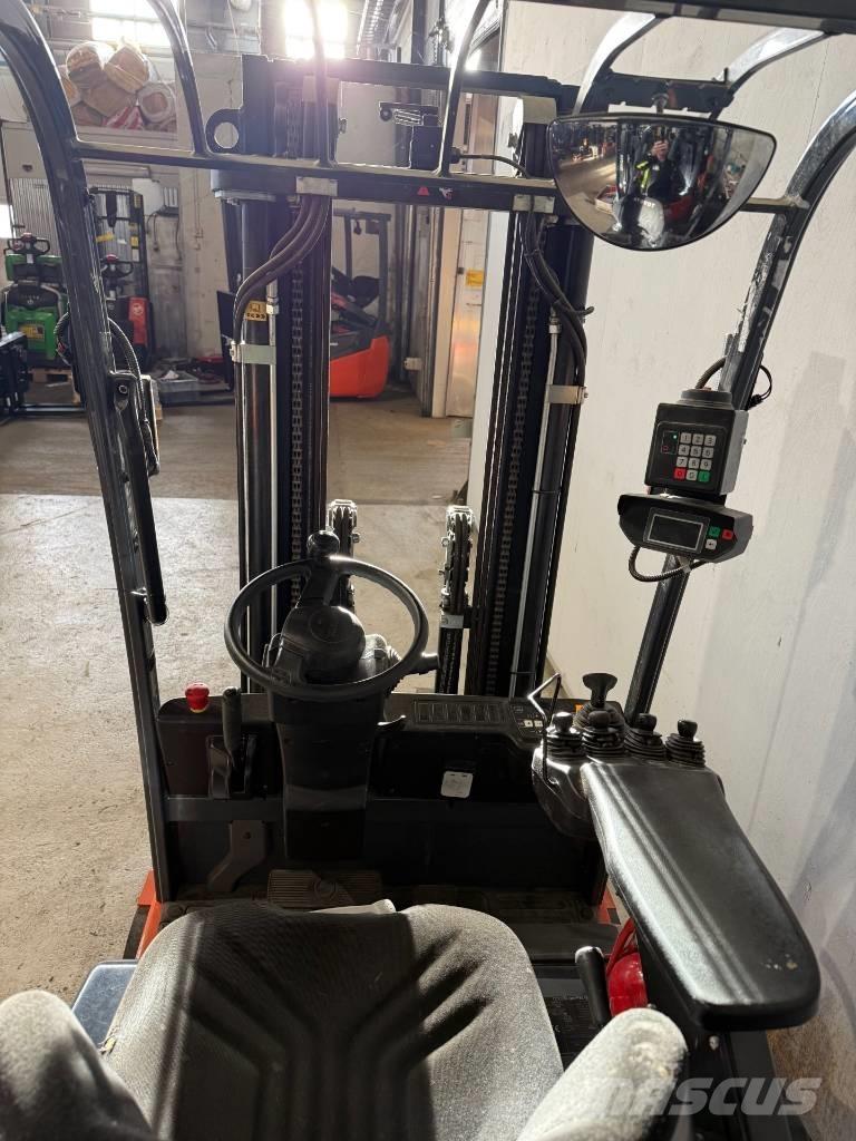 Toyota truck 7BEST15 Električni viličarji