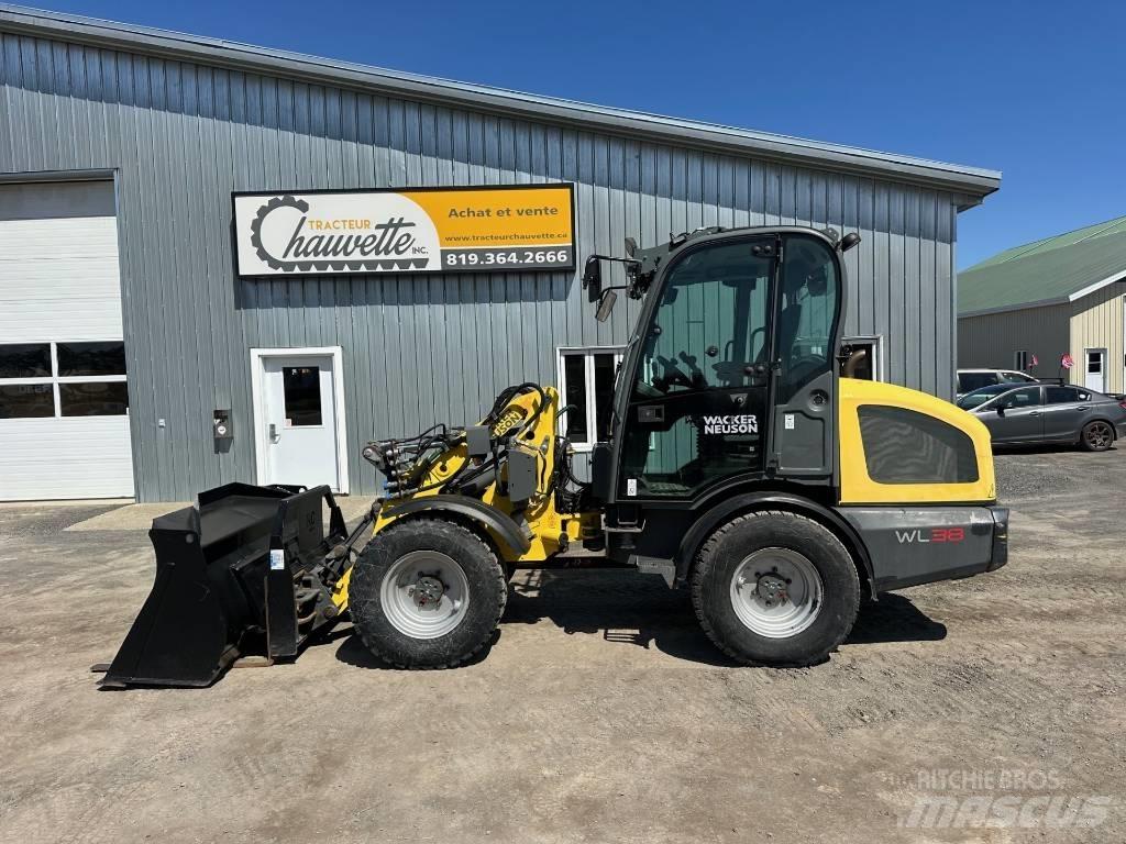 Wacker Neuson WL 38 Kolesni nakladalci